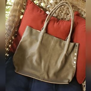 NWT, Hammitt Oliver Bucket Bag in Pewter w/brushed silver hardware.